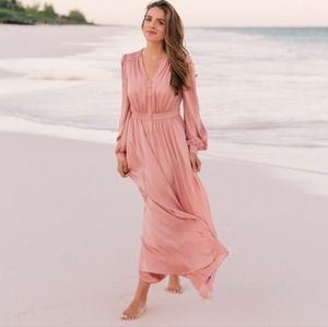 EUC Gal Meets Glam Juliana dress pink silky